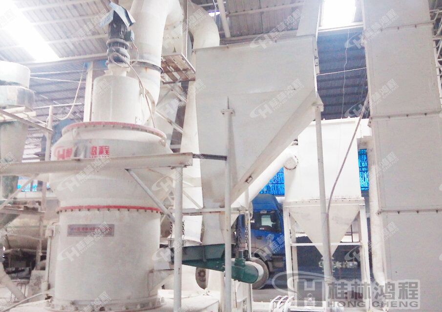 80-800目貝殼磨粉機，貝殼雷蒙磨粉機，經(jīng)濟型貝殼磨粉機-桂林鴻程HC系列縱擺式磨粉機