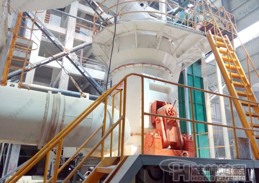 大型立磨主機(jī)圖片 大型立磨主機(jī)圖片